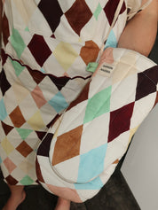 Single Oven Glove in Harlequin Multi