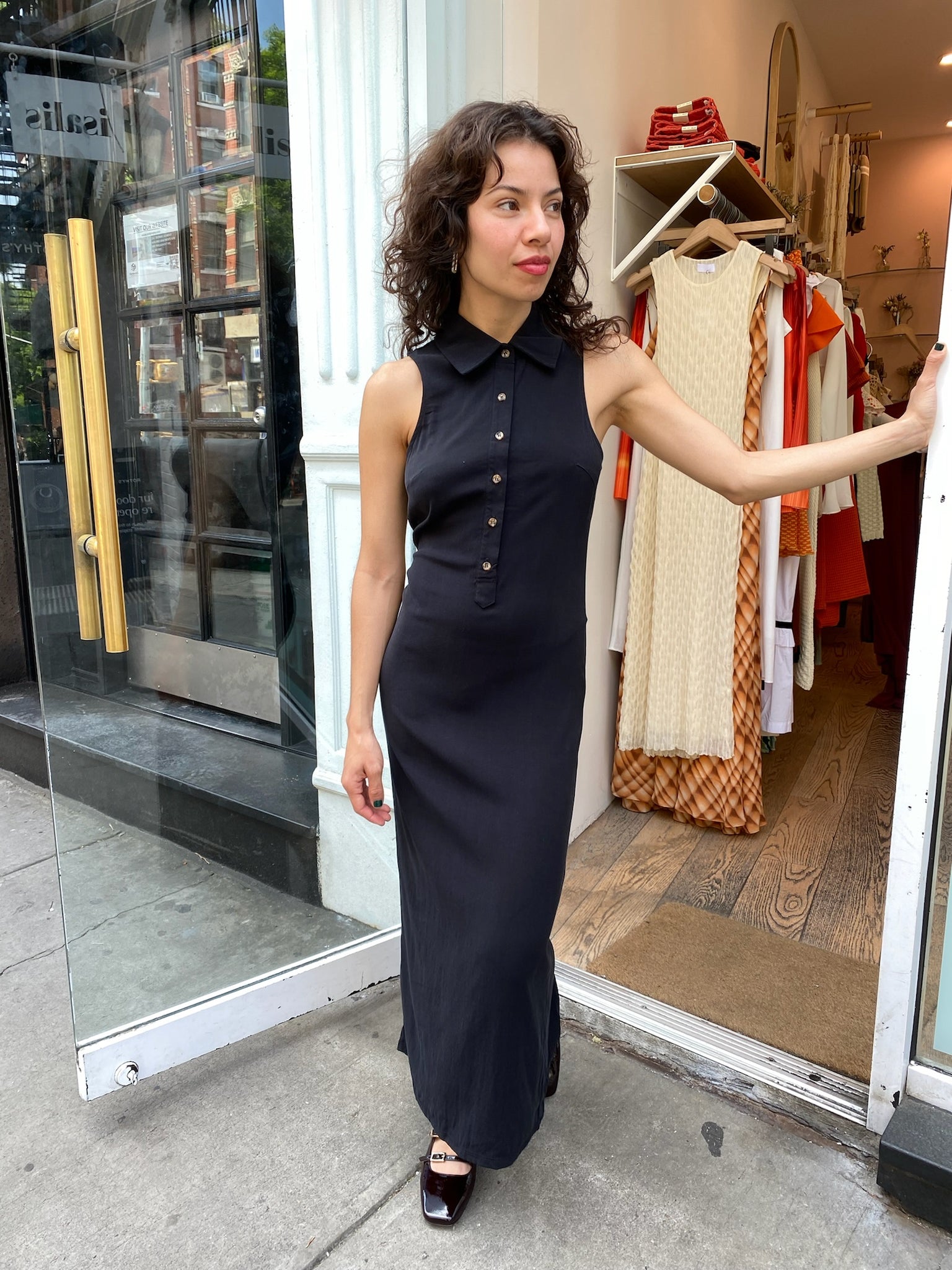 Black sleeveless deals midi dress