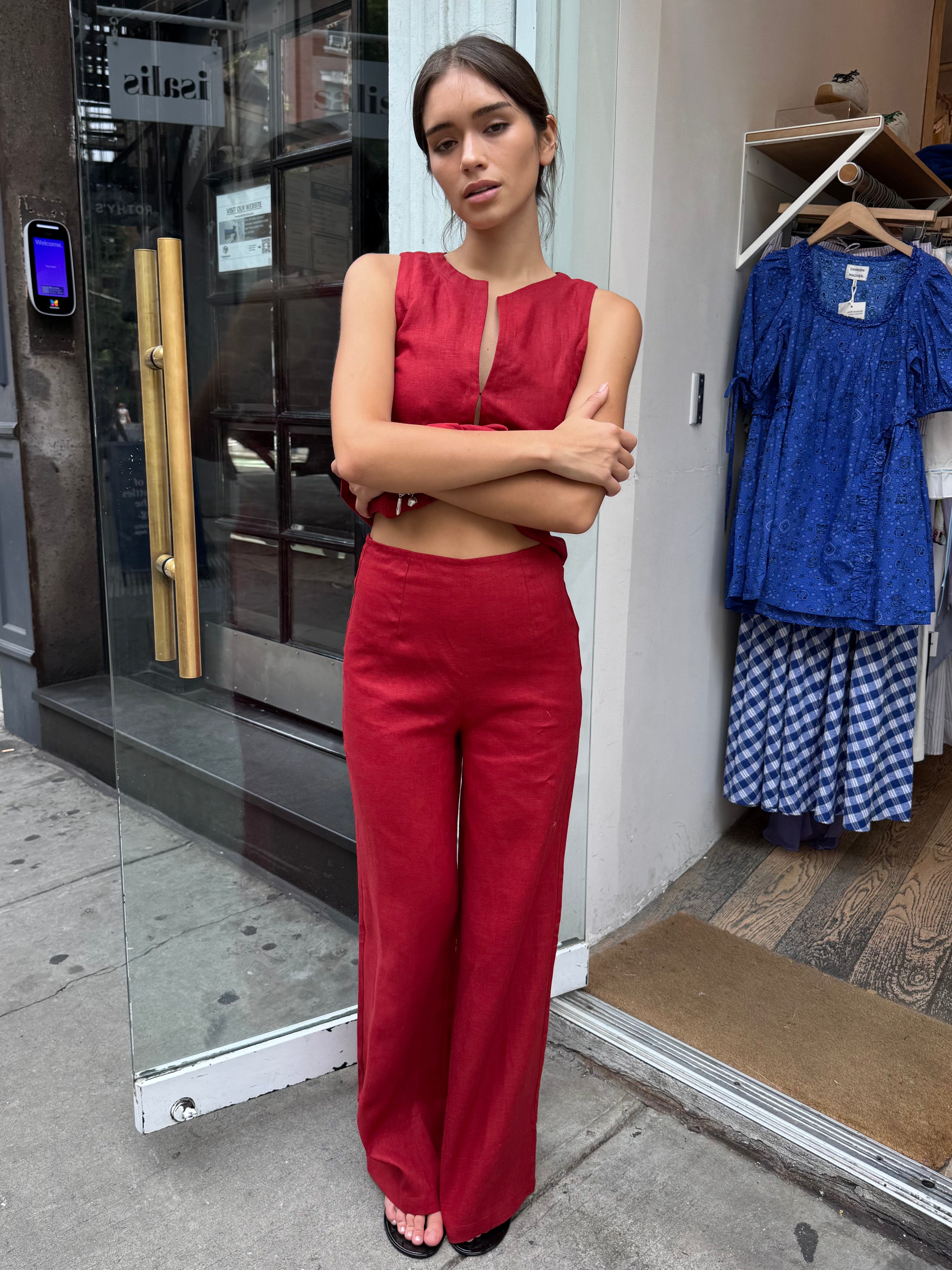 Syna Pant in Deep Red
