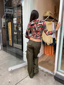 Gus Cargos in Olive