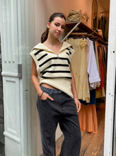 Load image into Gallery viewer, Jeremiah Half Zip Vest in Black Stripe
