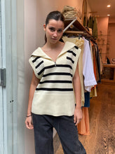 Load image into Gallery viewer, Jeremiah Half Zip Vest in Black Stripe
