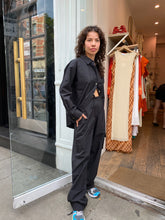 Load image into Gallery viewer, Nylon Cargo Pant in Jet
