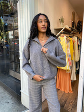 Load image into Gallery viewer, Teya Half Zip Rib Knit in Heather Grey
