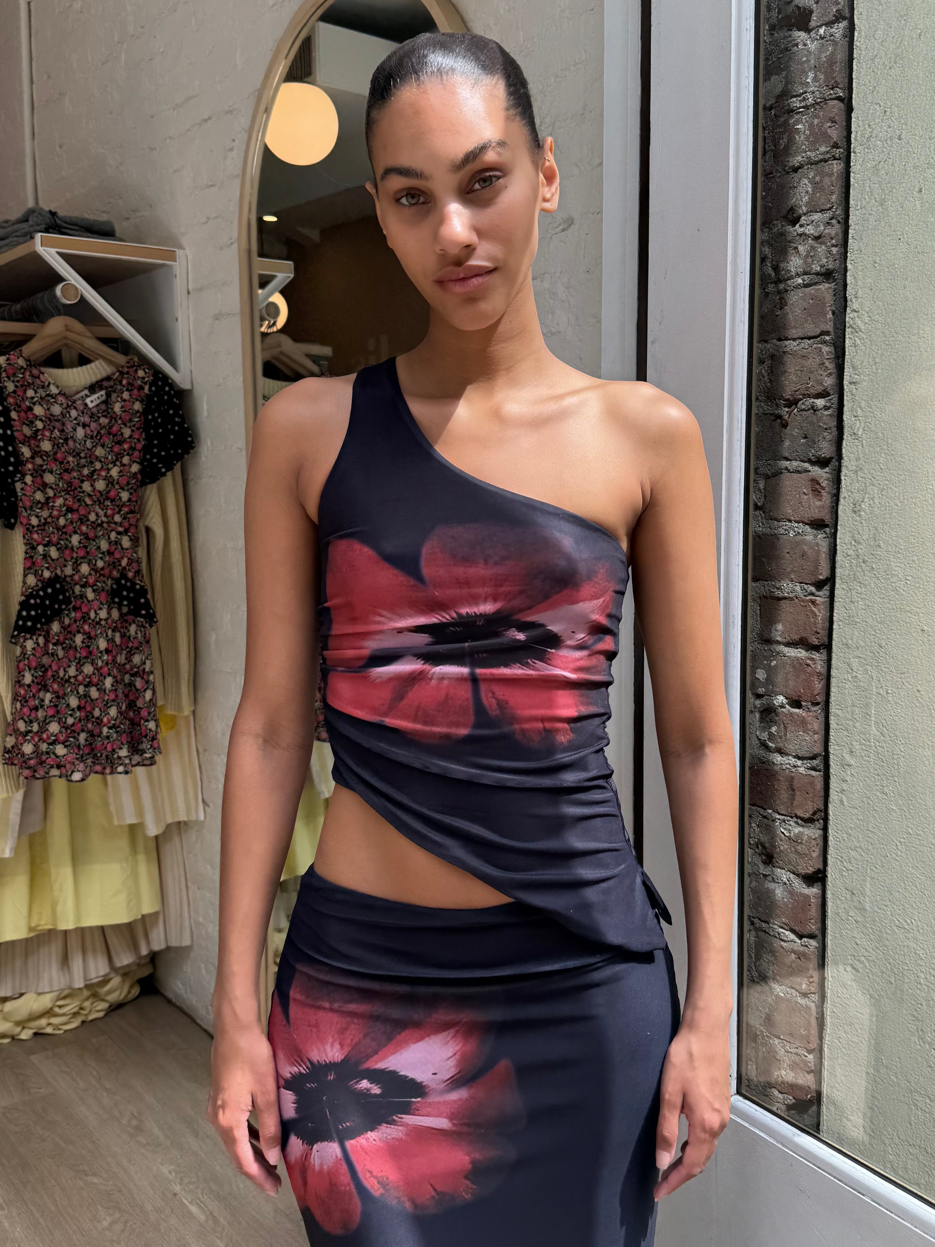 Muah Asym Top in Black Flower
