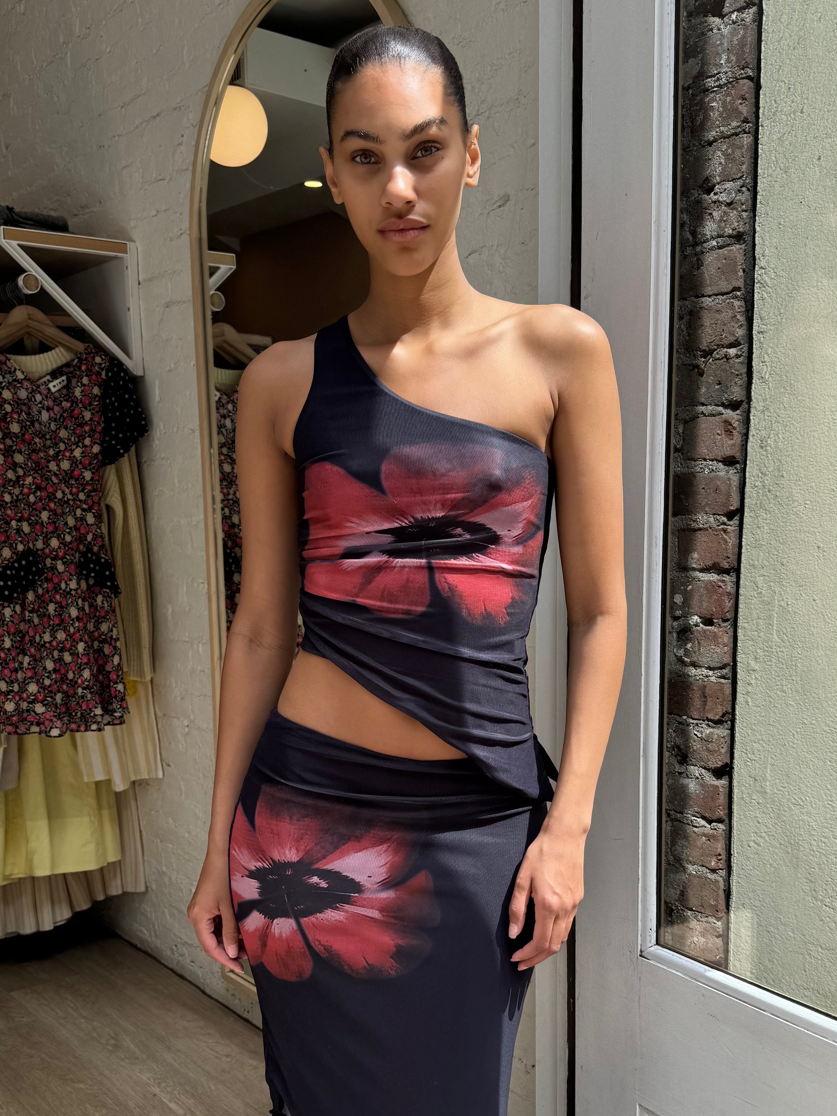 Muah Asym Top in Black Flower