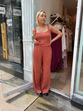 Load image into Gallery viewer, Janesa Pants in Rust
