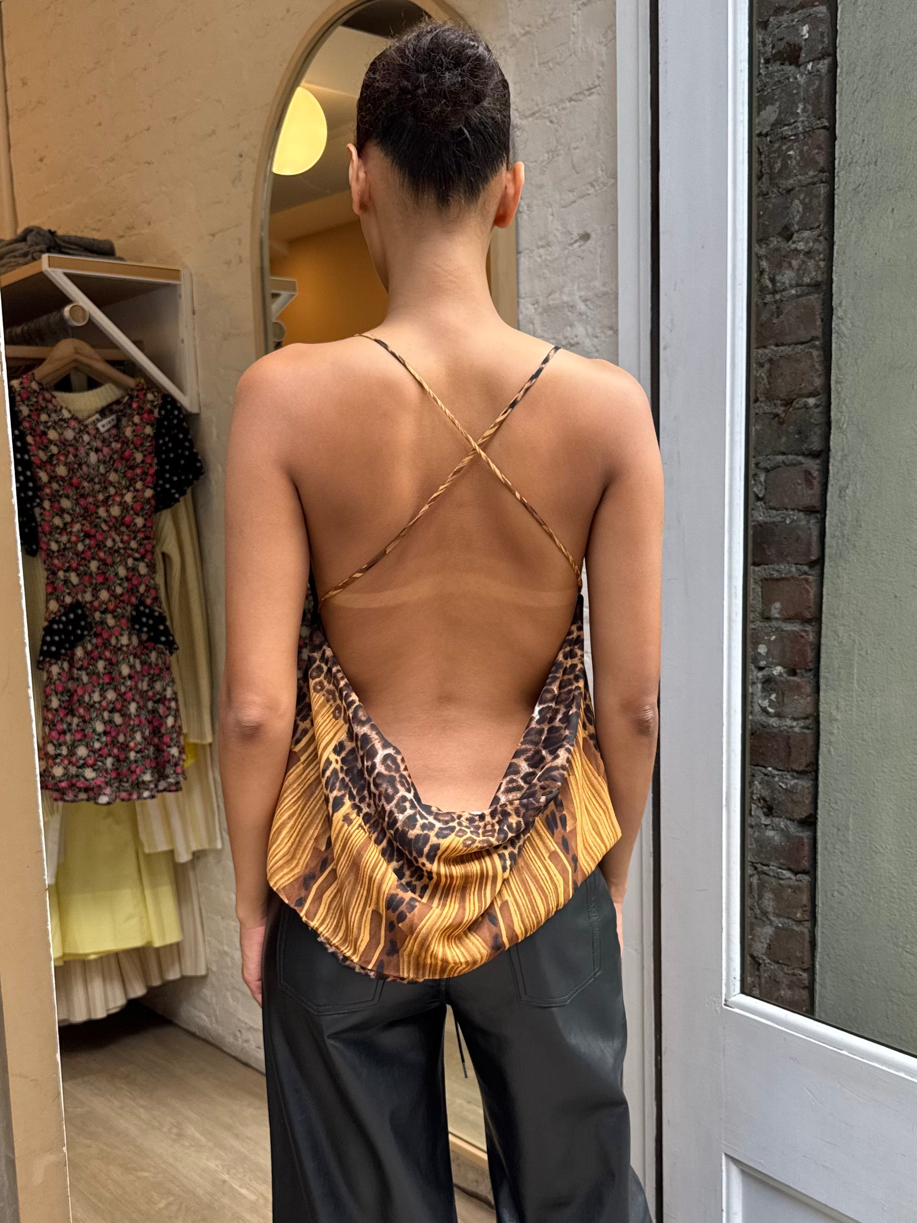 Venezuela Lace Top in Leopard