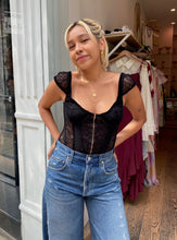 Load image into Gallery viewer, Brooke Top in Black
