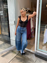 Load image into Gallery viewer, Brooke Top in Black
