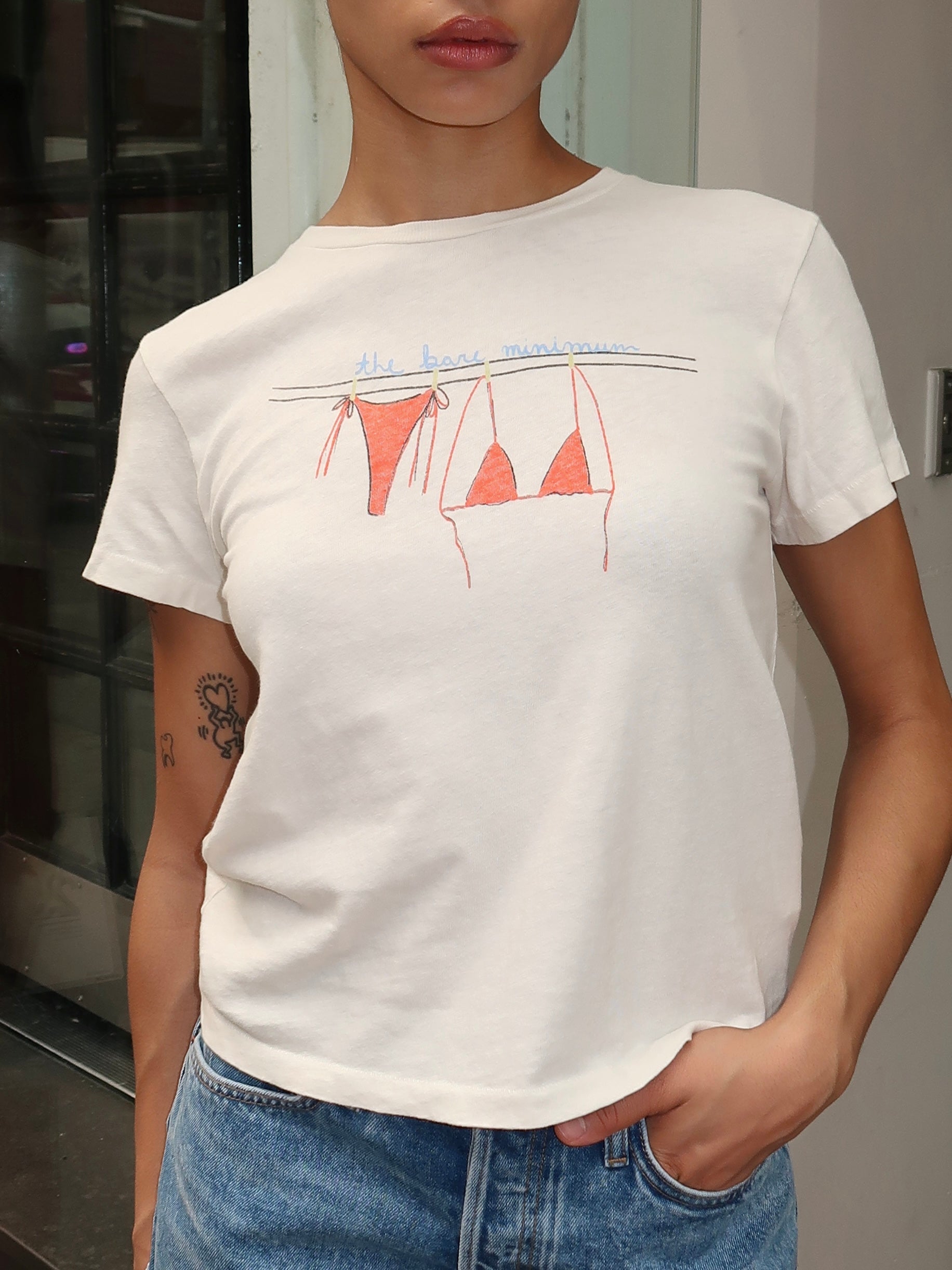 Classic Tee Bare Minimum in Vintage White