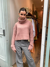 Load image into Gallery viewer, Bruni Sweater in Petal

