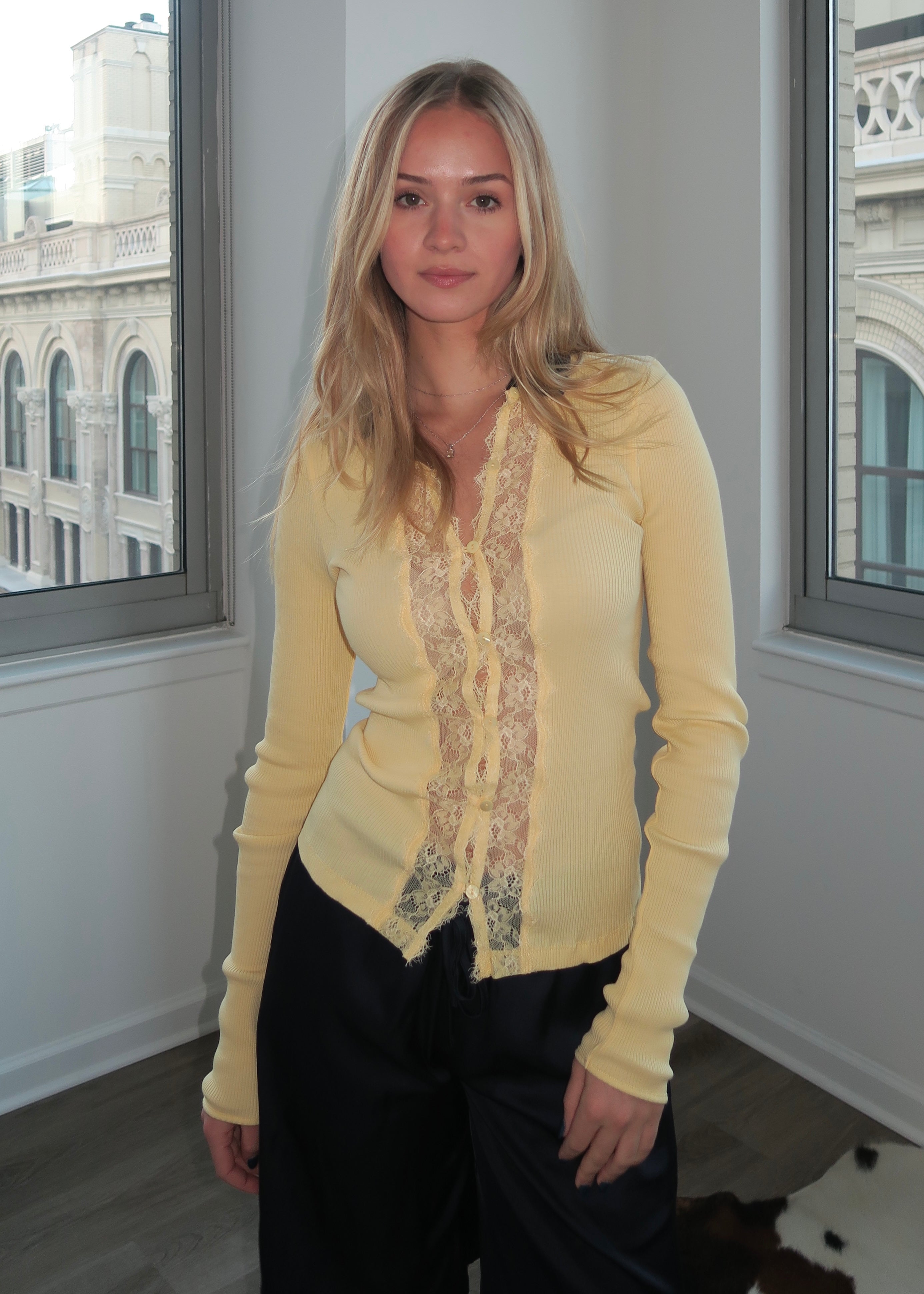 Madeline Seamless Top in Parsnip