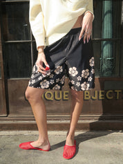 Board Shorts Happy Hibiscus in Black/Sand