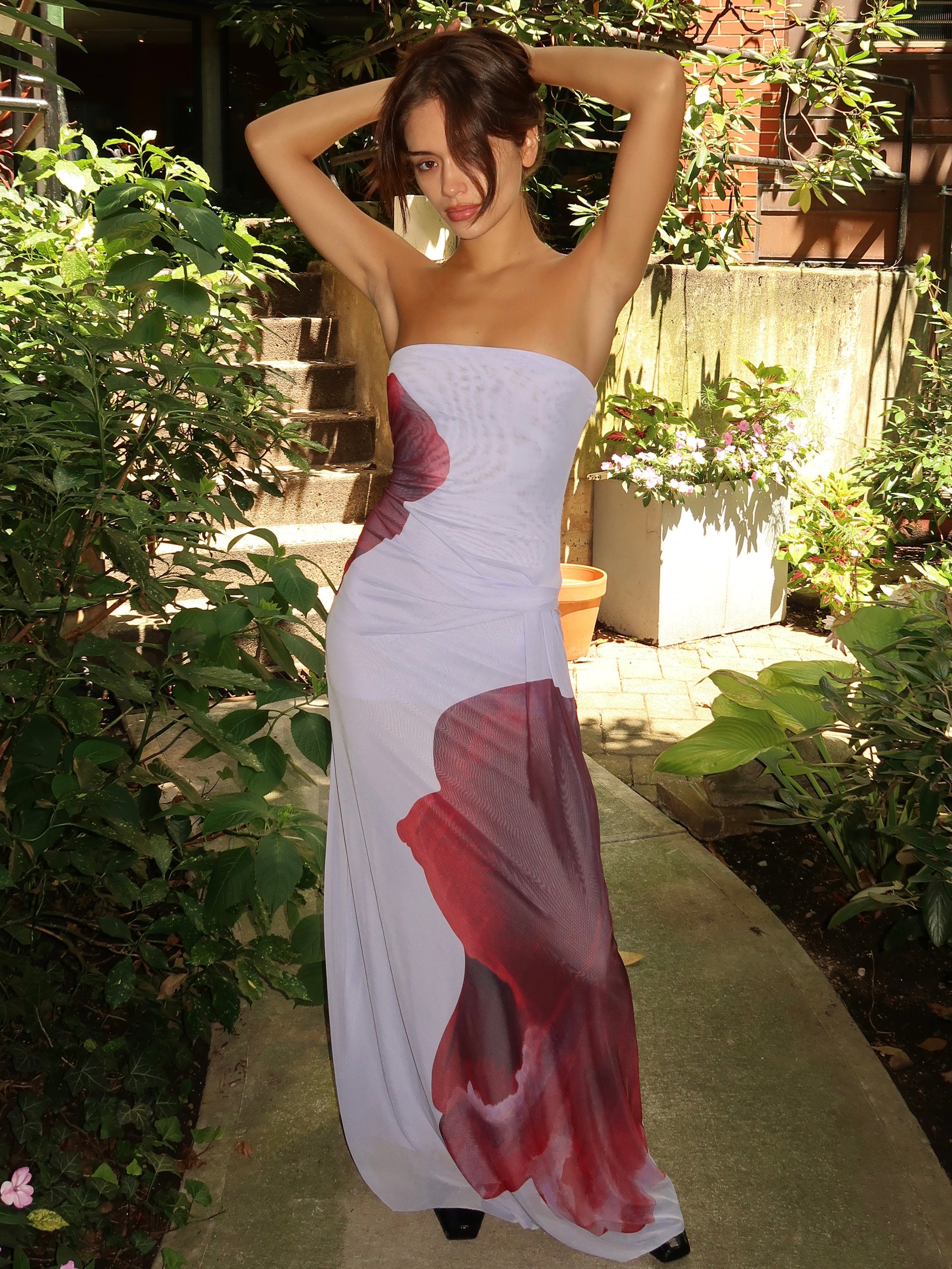Georgiana Strapless Maxi Dress in Bloom Floral – Isalis