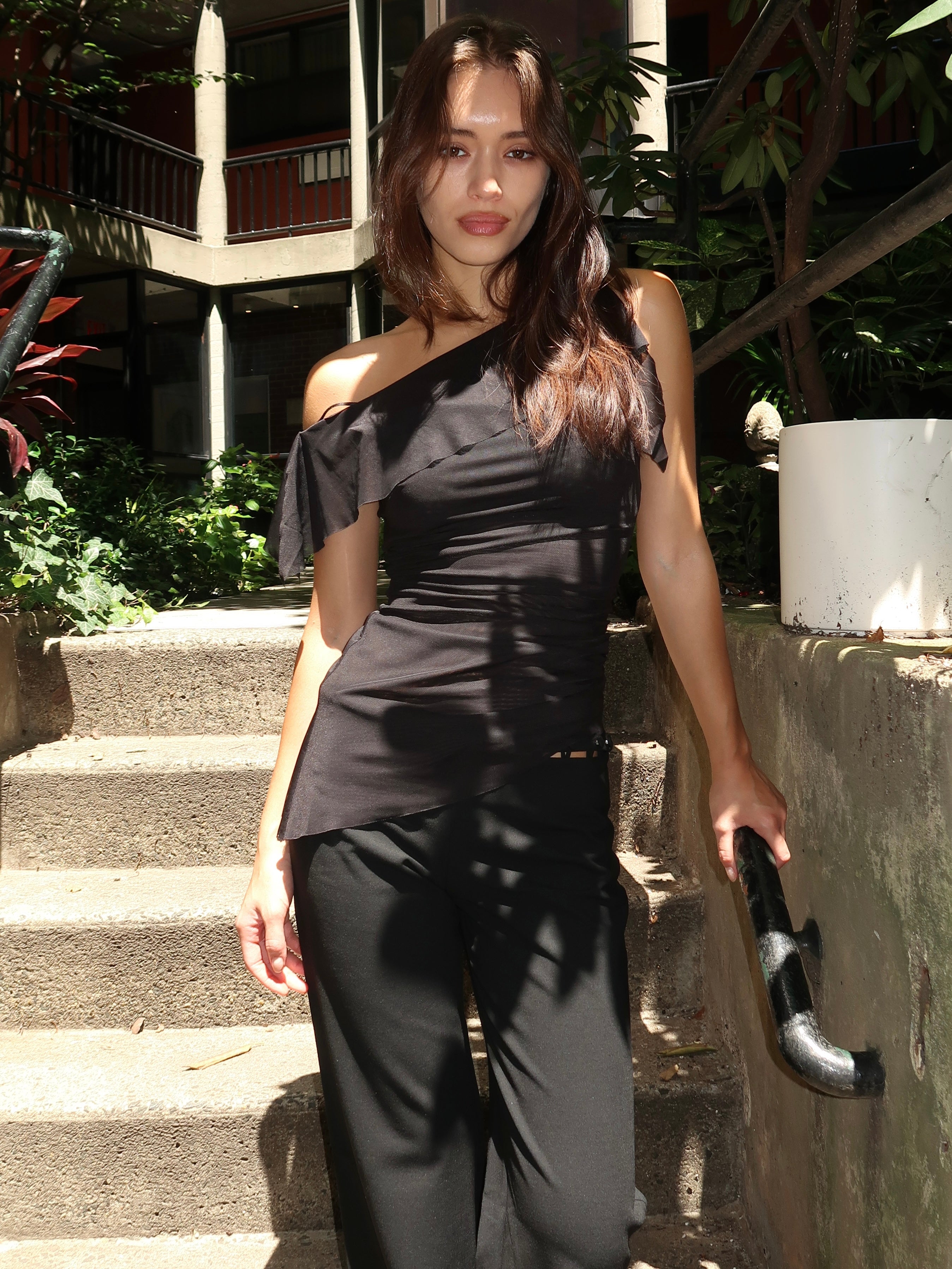 Willorin Asym Top in Black