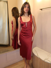Andie Keyhole Midi Dress in Wine
