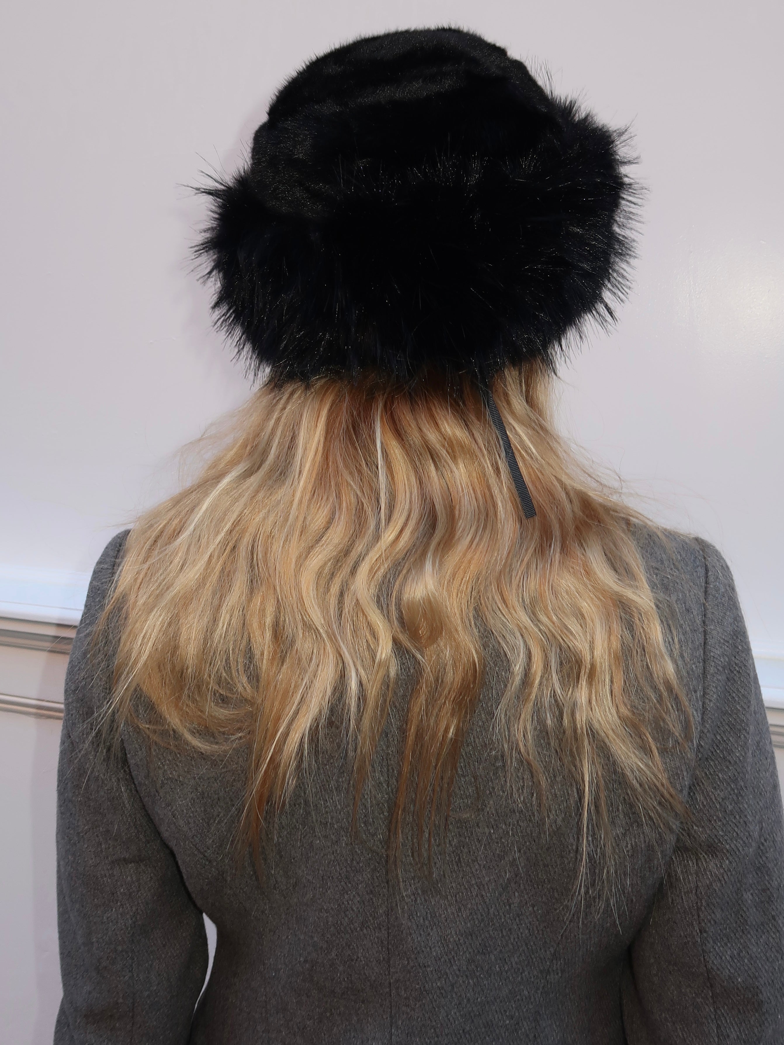 Blizzard Hat in Black Fur