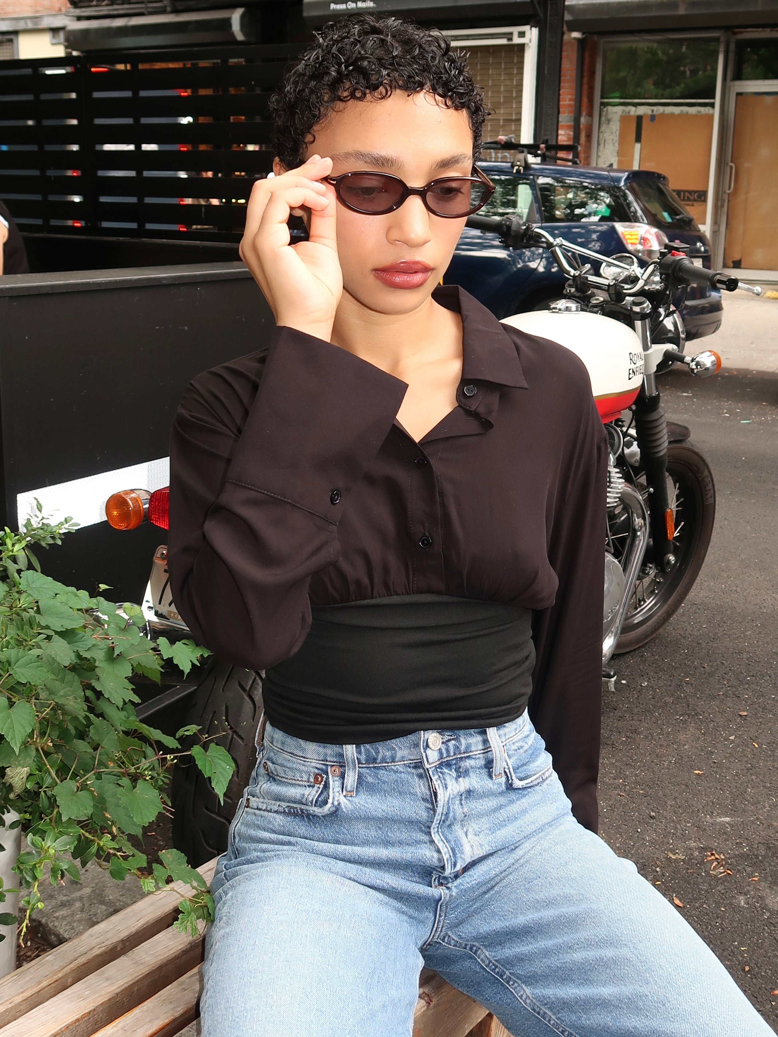Noor Sunglasses in Transparent Mahogany/Blue Lens