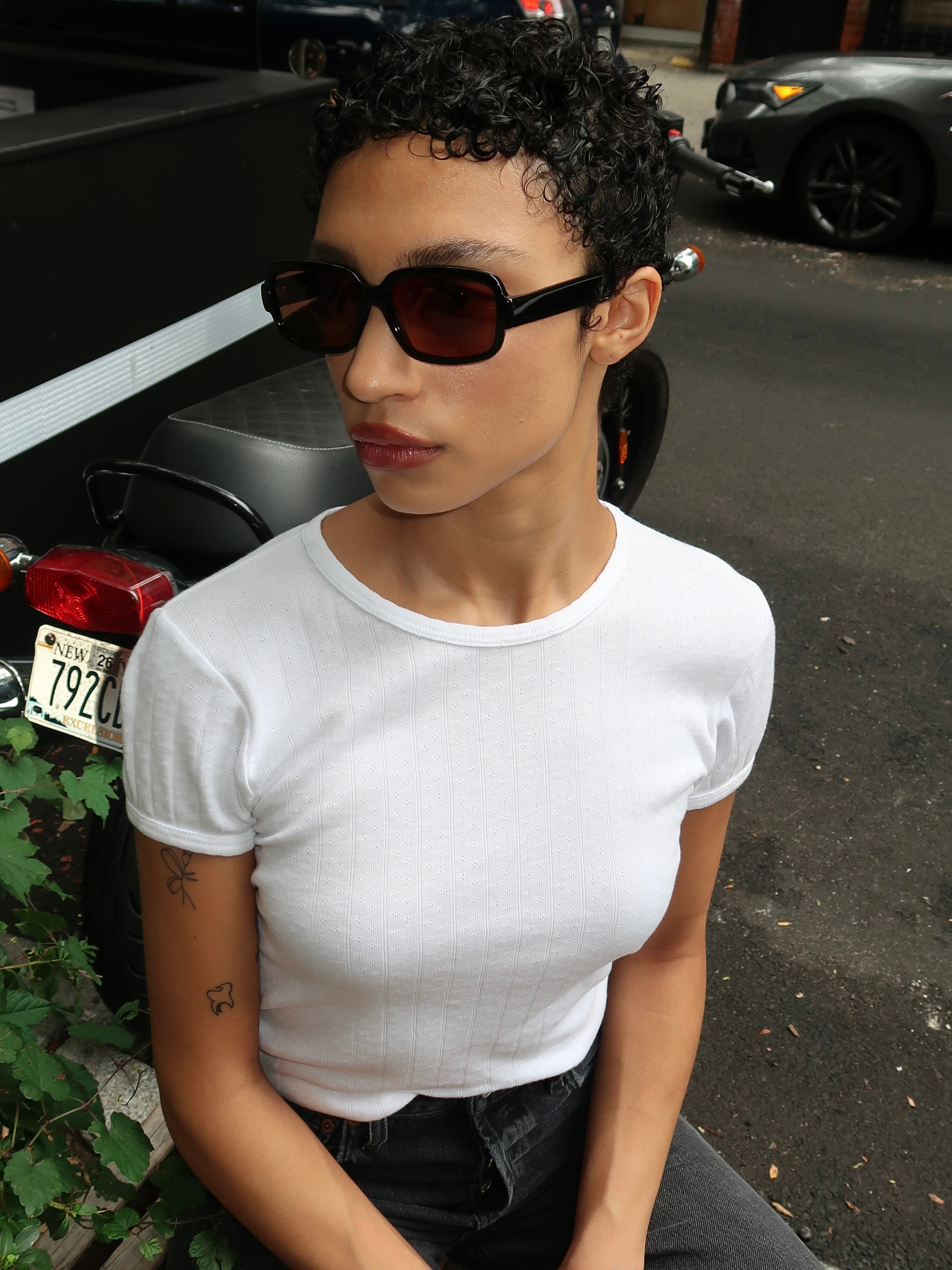 Sylvia Sunglasses in Black