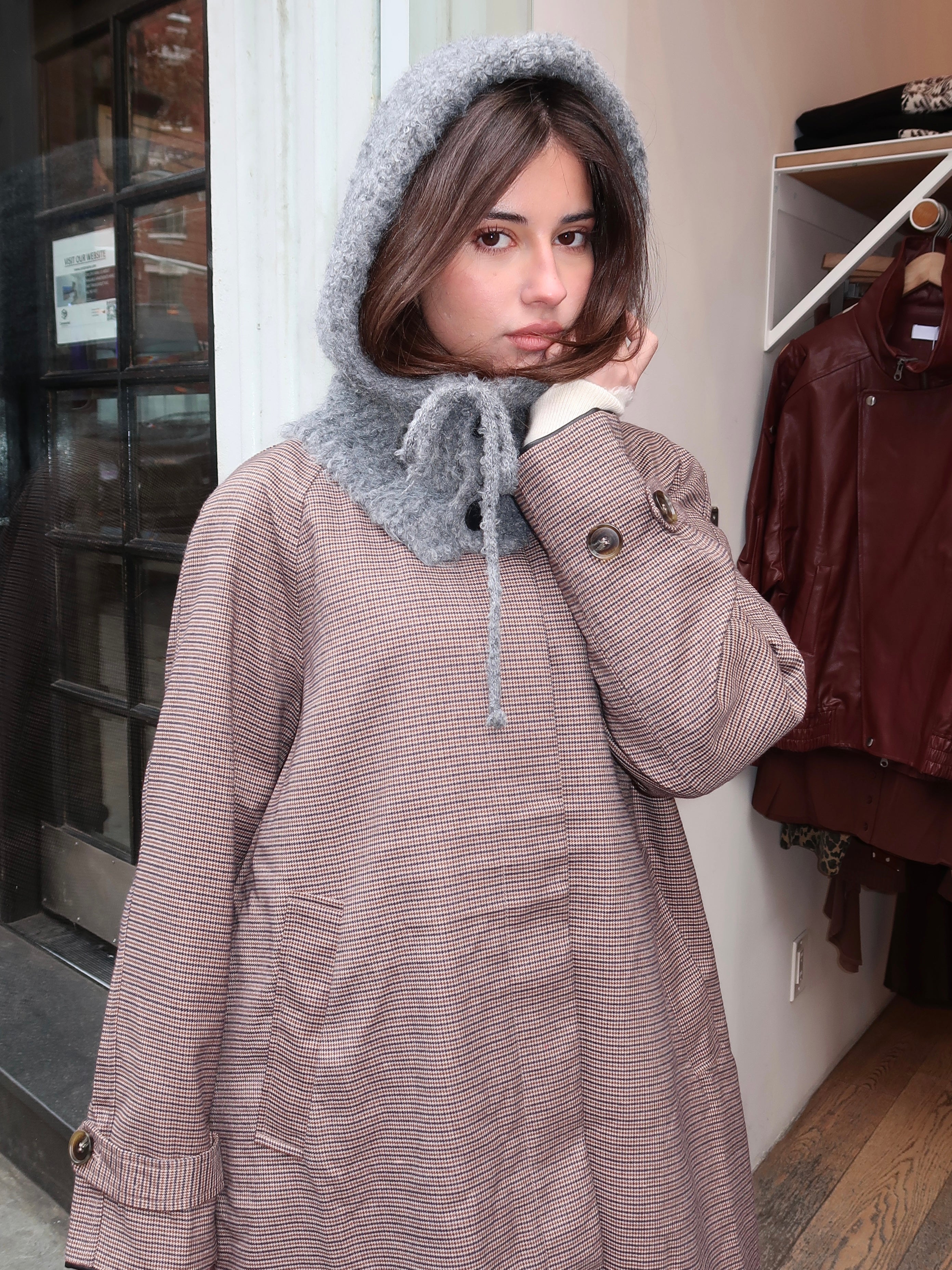 Isalis Balaclava Hood in Grey