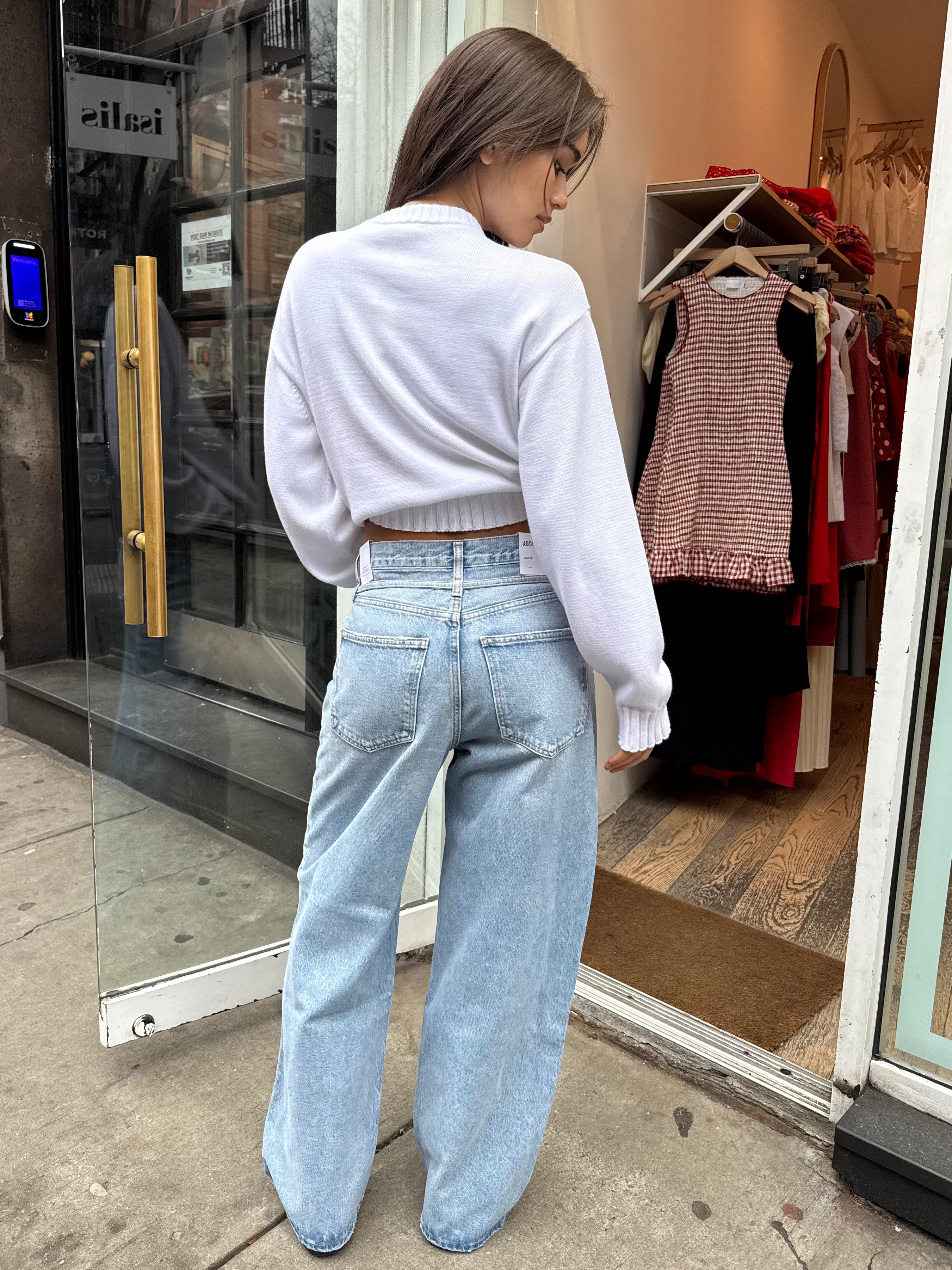 Emmi Jean in Incline