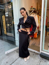 Load image into Gallery viewer, FilucaGZ HW Midi Skirt in Black
