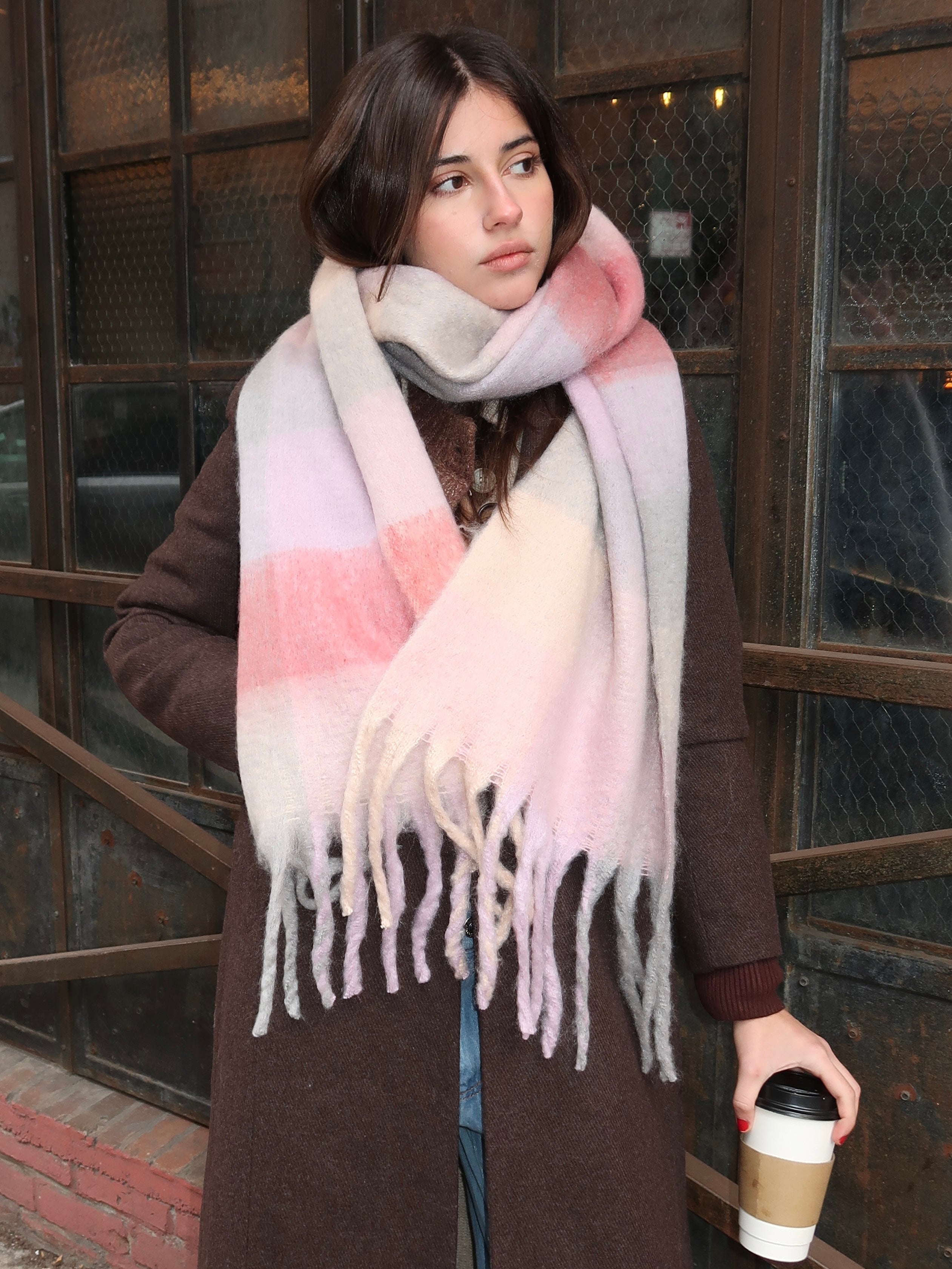 Sweetheart Scarf in Light Pink
