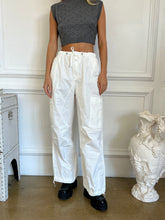 Load image into Gallery viewer, Impala Cargo Pants in White
