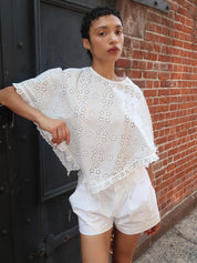 Soba Poncho in White