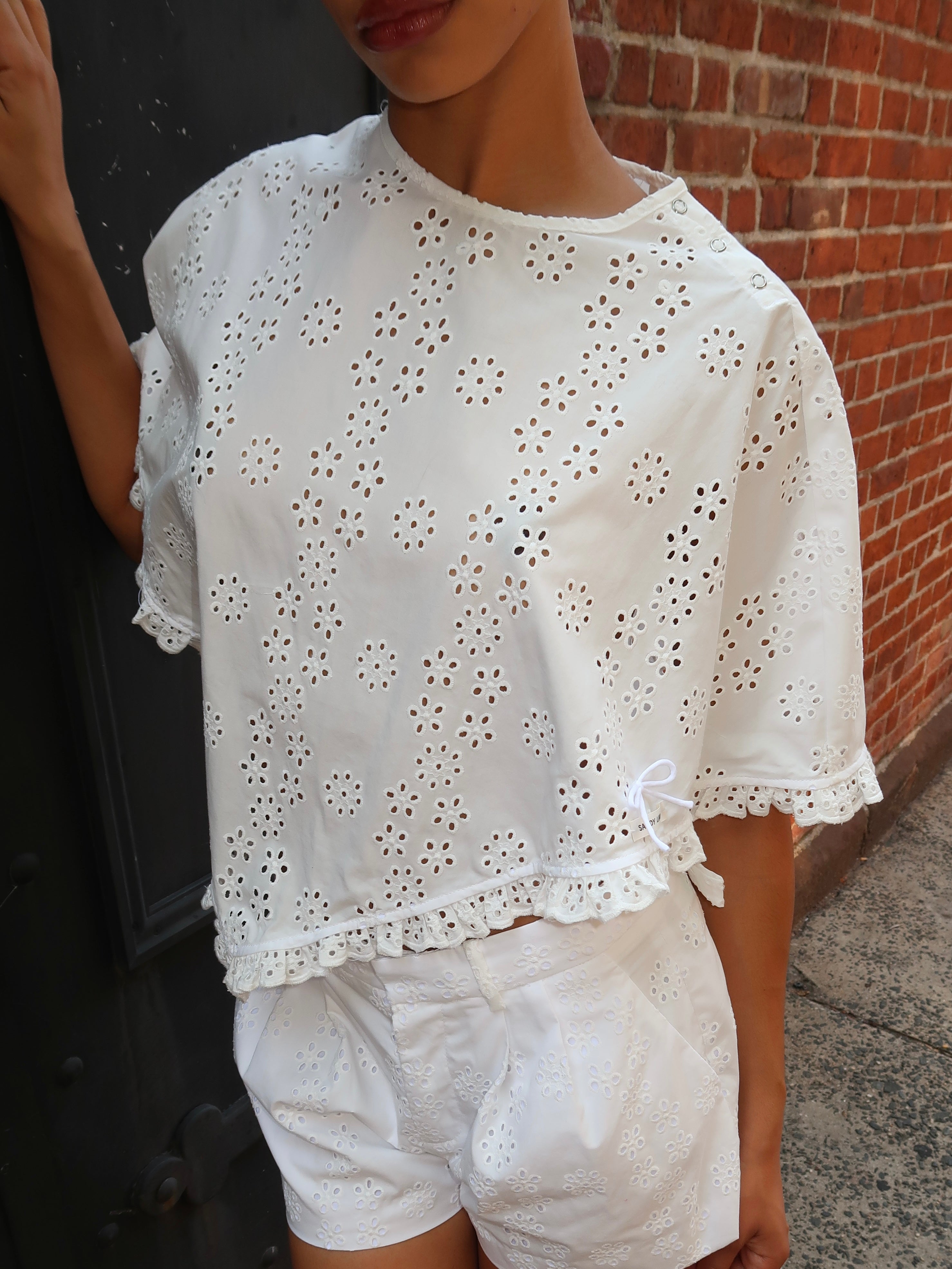 Soba Poncho in White