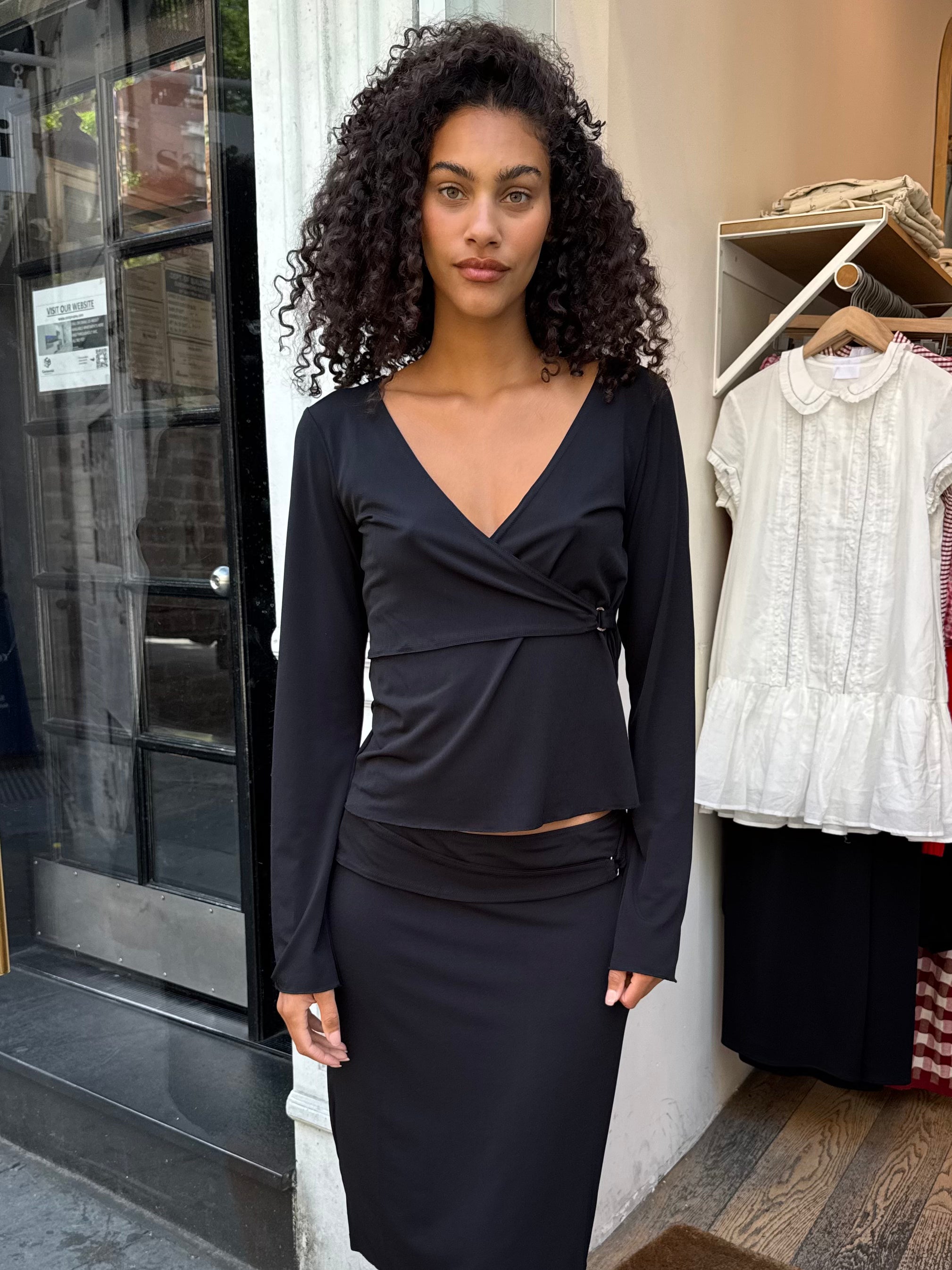 FleurRS Blouse in Black