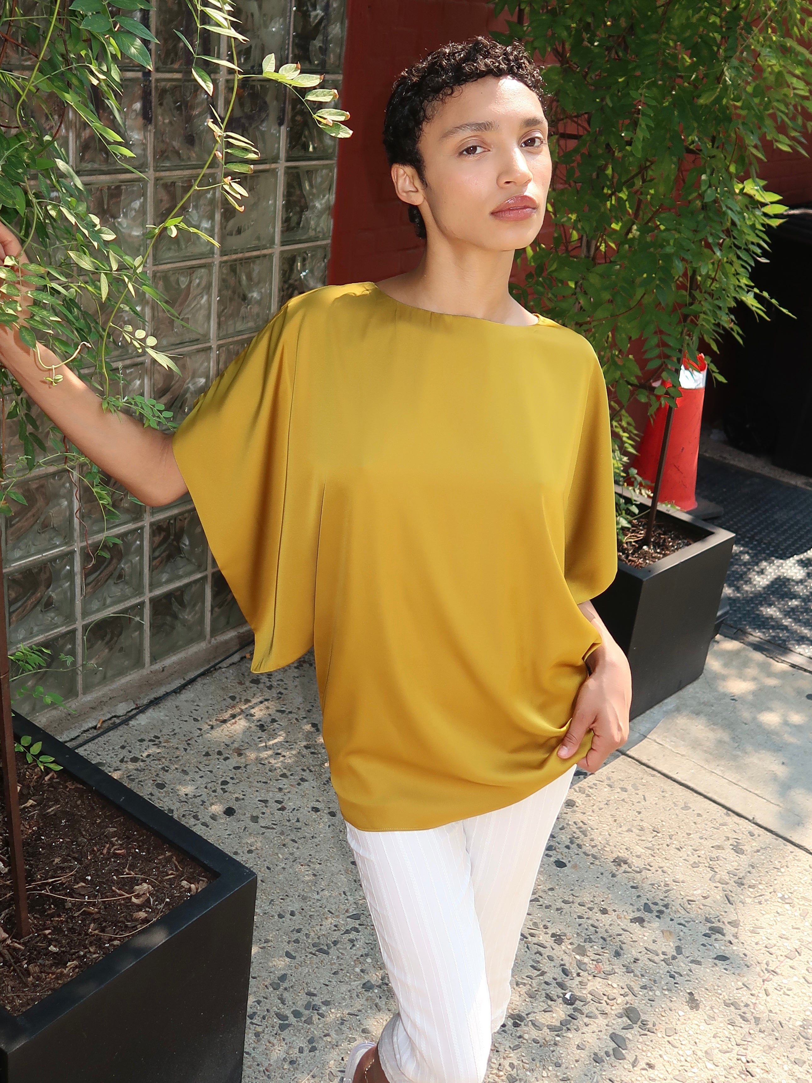 Sarra Flowy Top in Old Gold