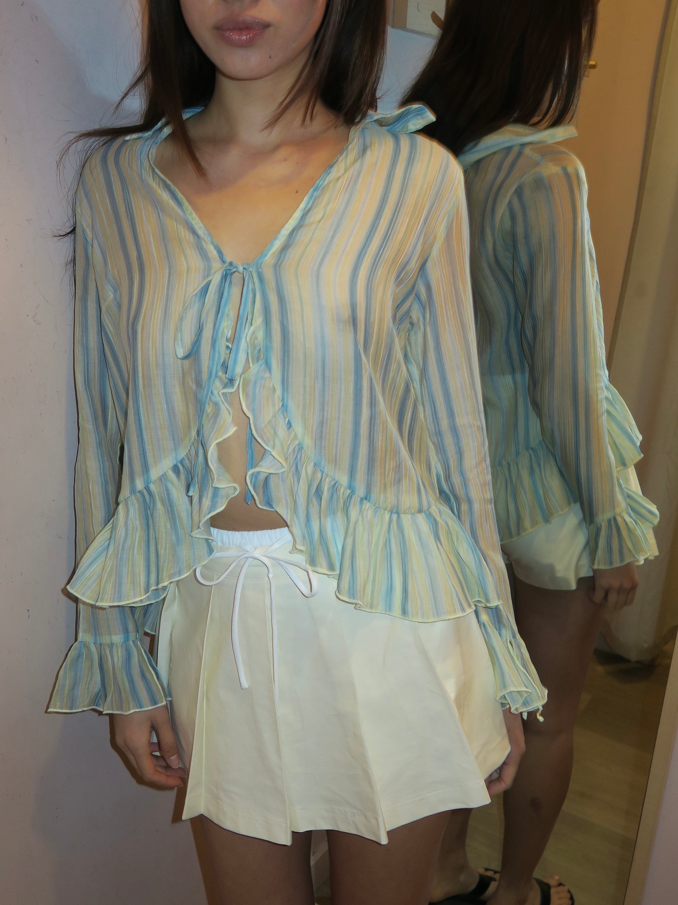 Francis Ruffle Top in Blue Multi – Isalis