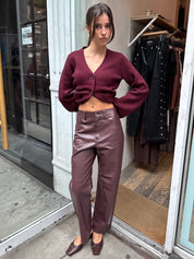 Jett High Rise Bowed Straight in Cabernet