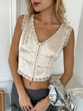 Load image into Gallery viewer, Viola Lace Top in Cream
