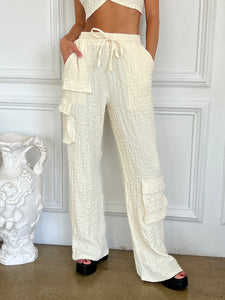 Cole Crinkle Cargos in Cream