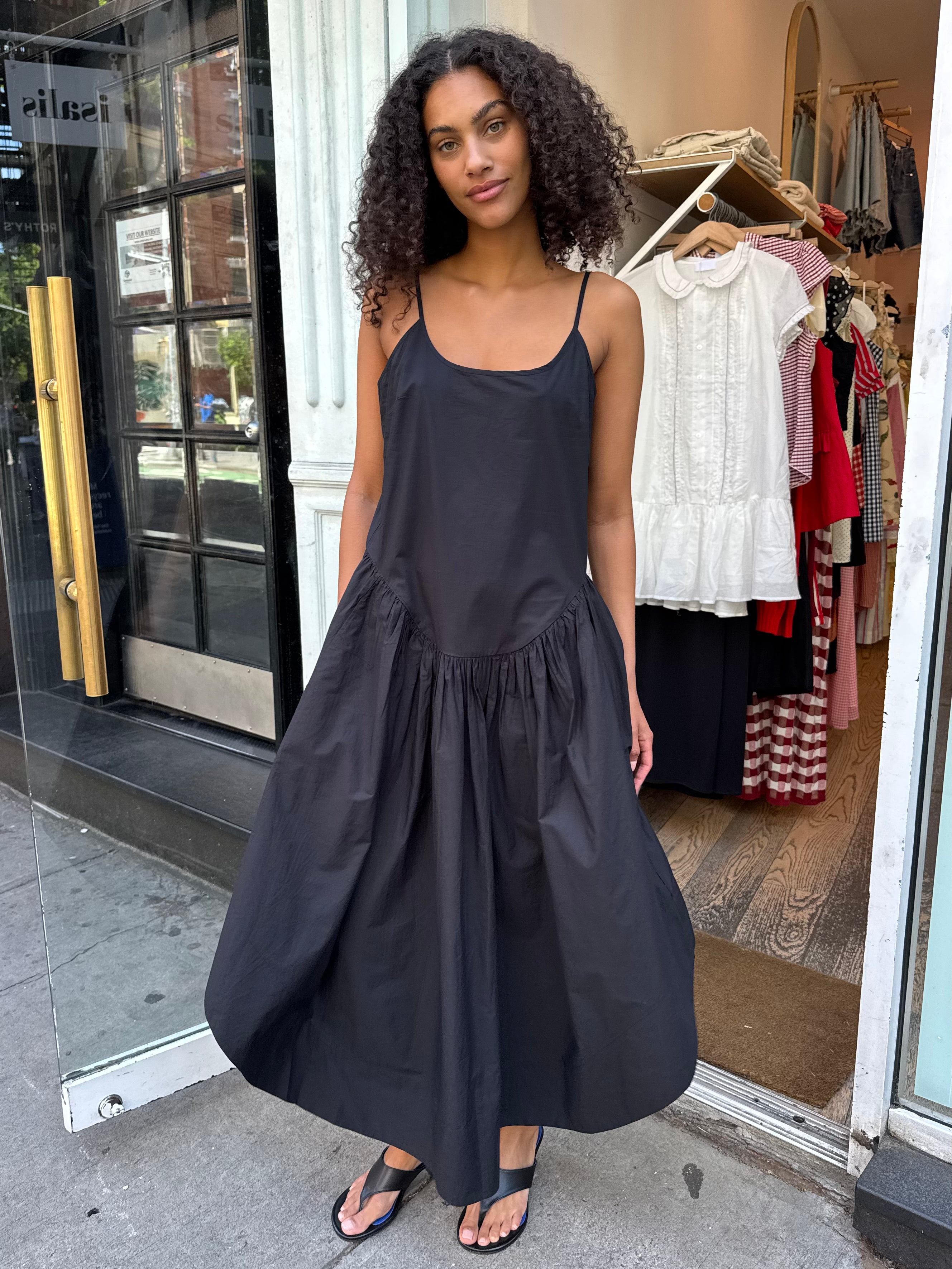 Ari Dress in Black