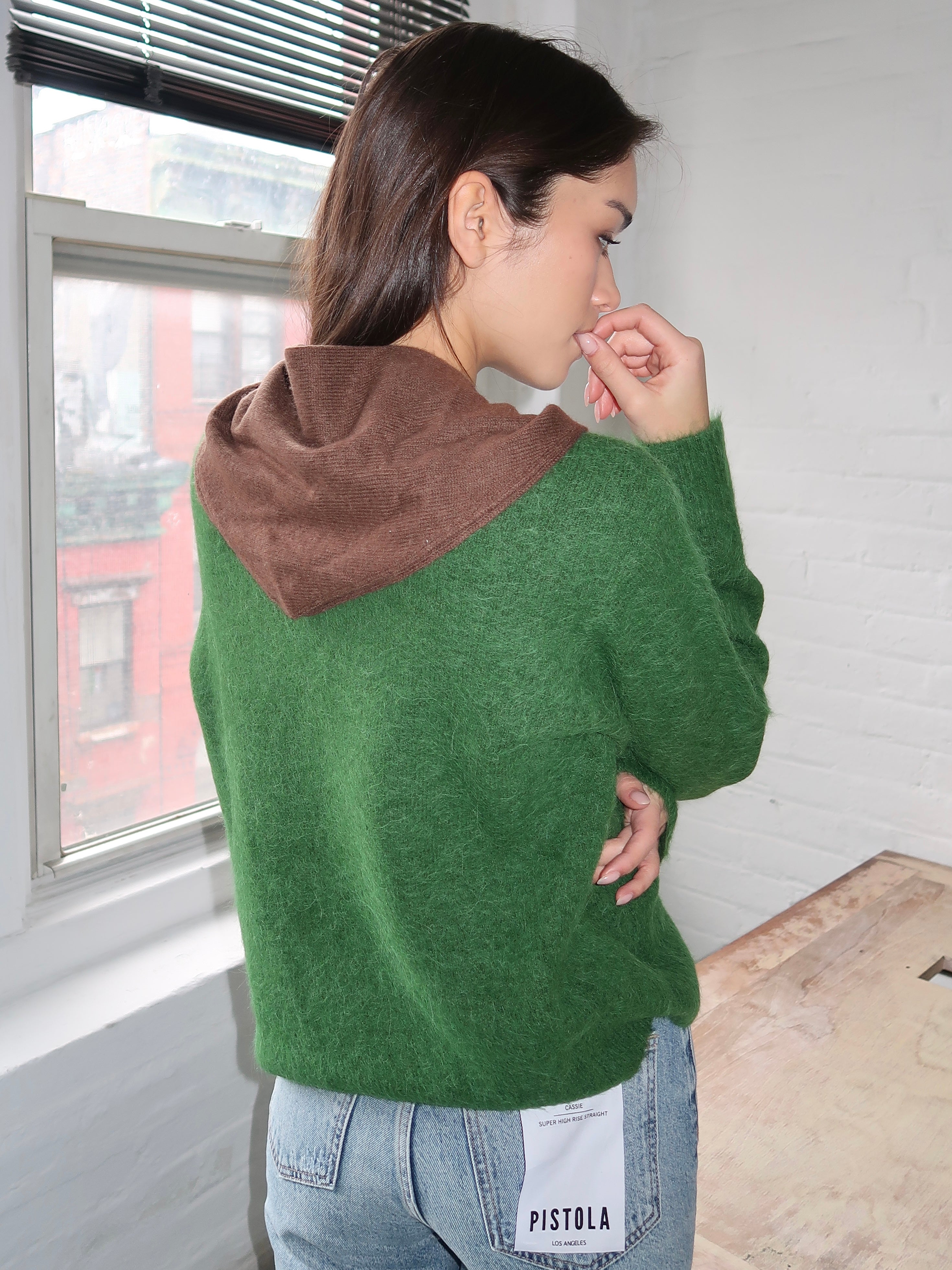 Cashmere Bandana in Mocha