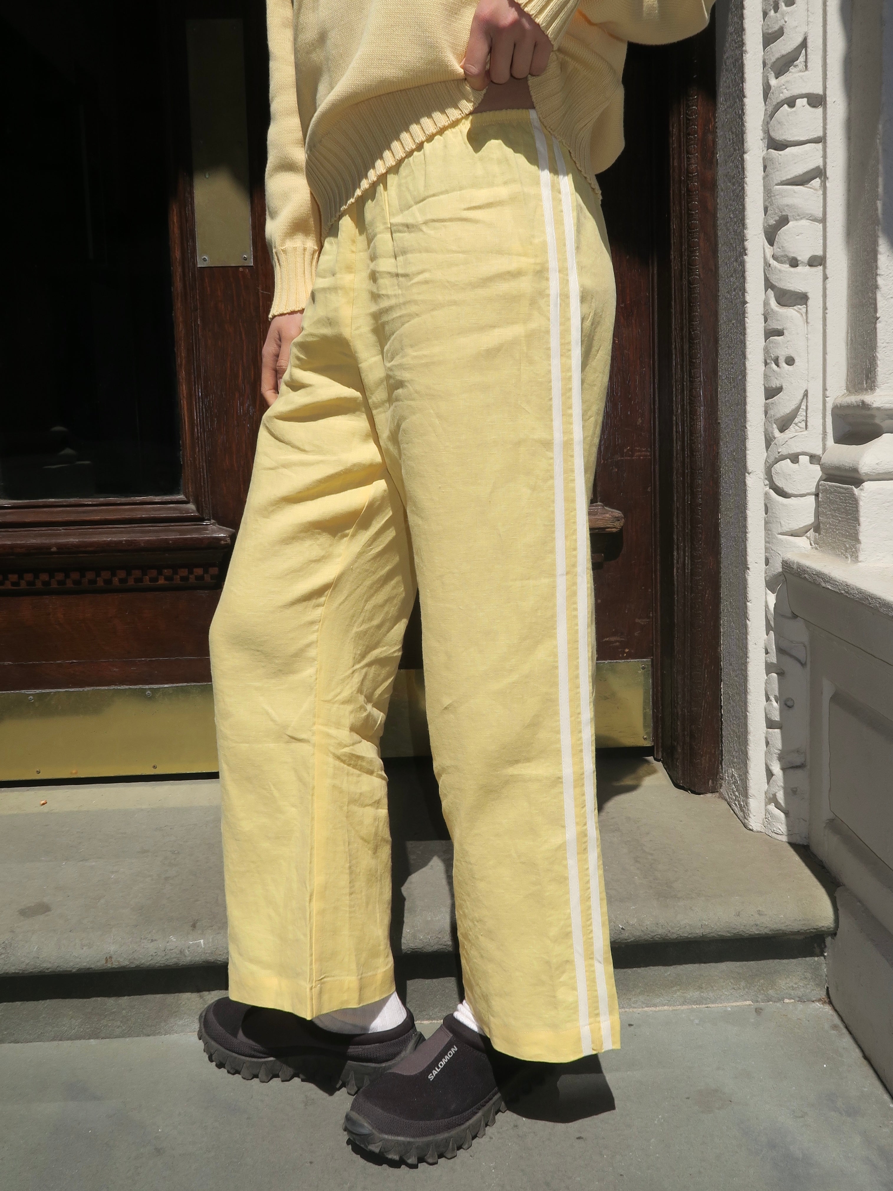 Linen Stripe Crop Racer Pant in Butter