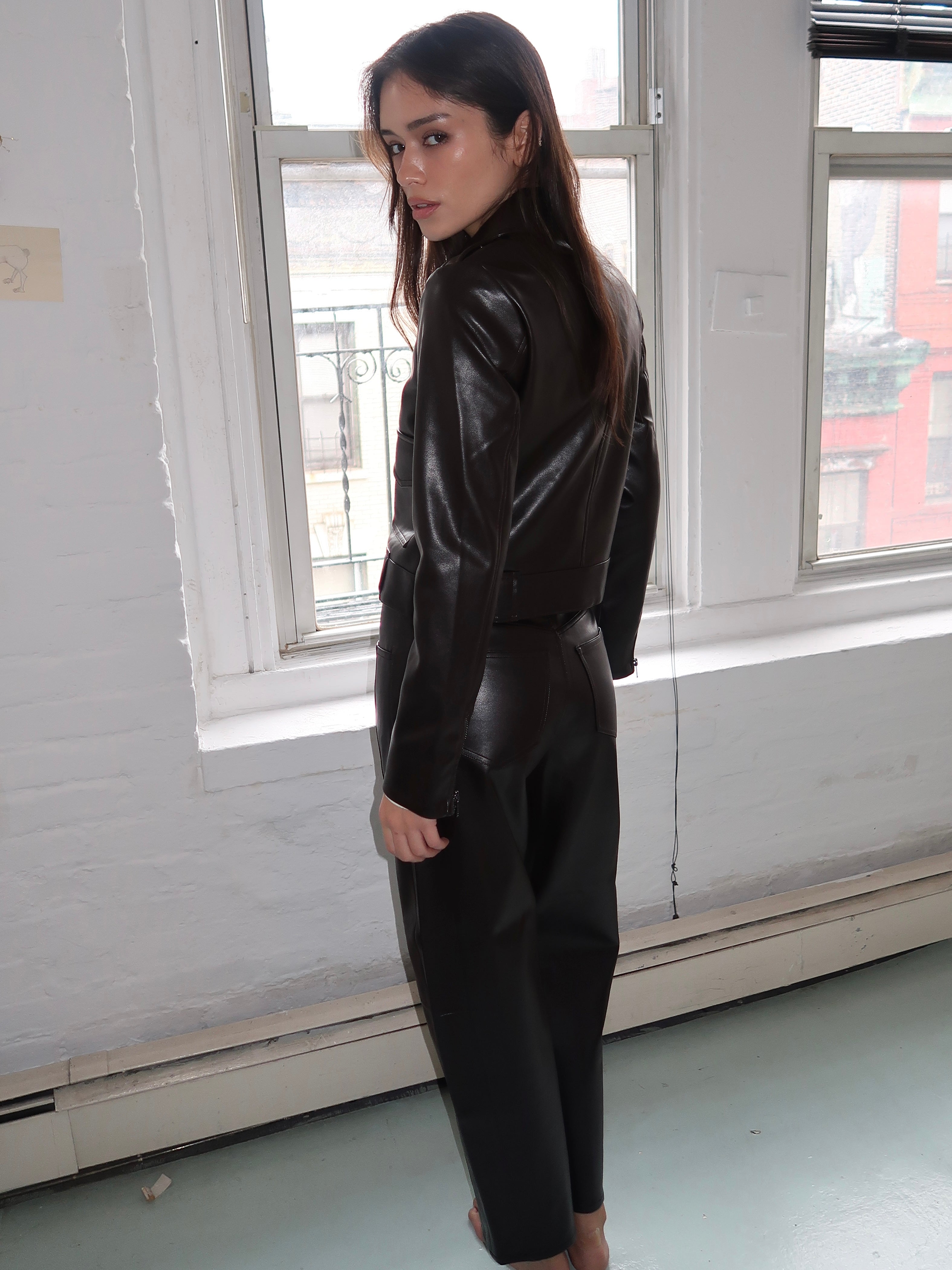 Eli High Rise Arched Leg in French Roast