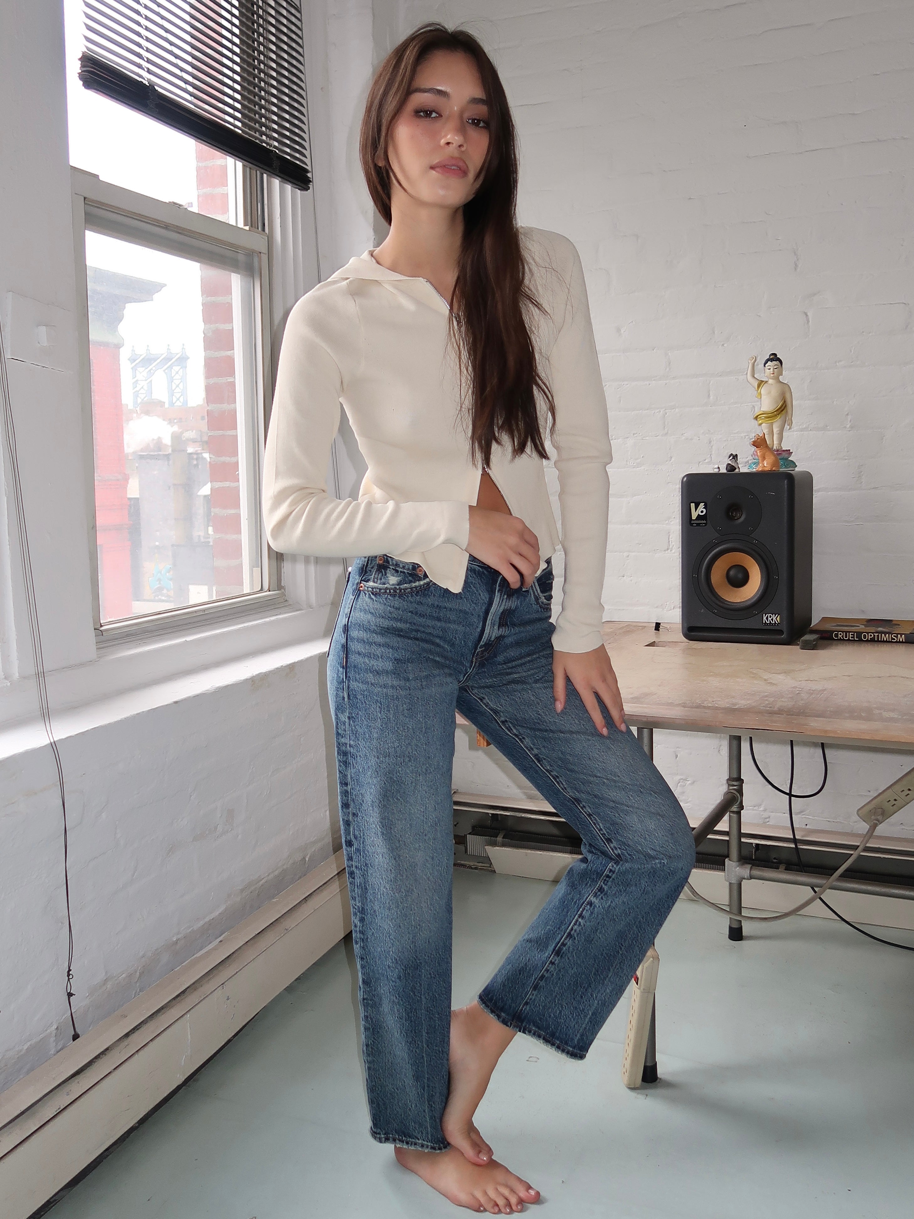 Lexi Mid Rise Bowed Straight in Artisan