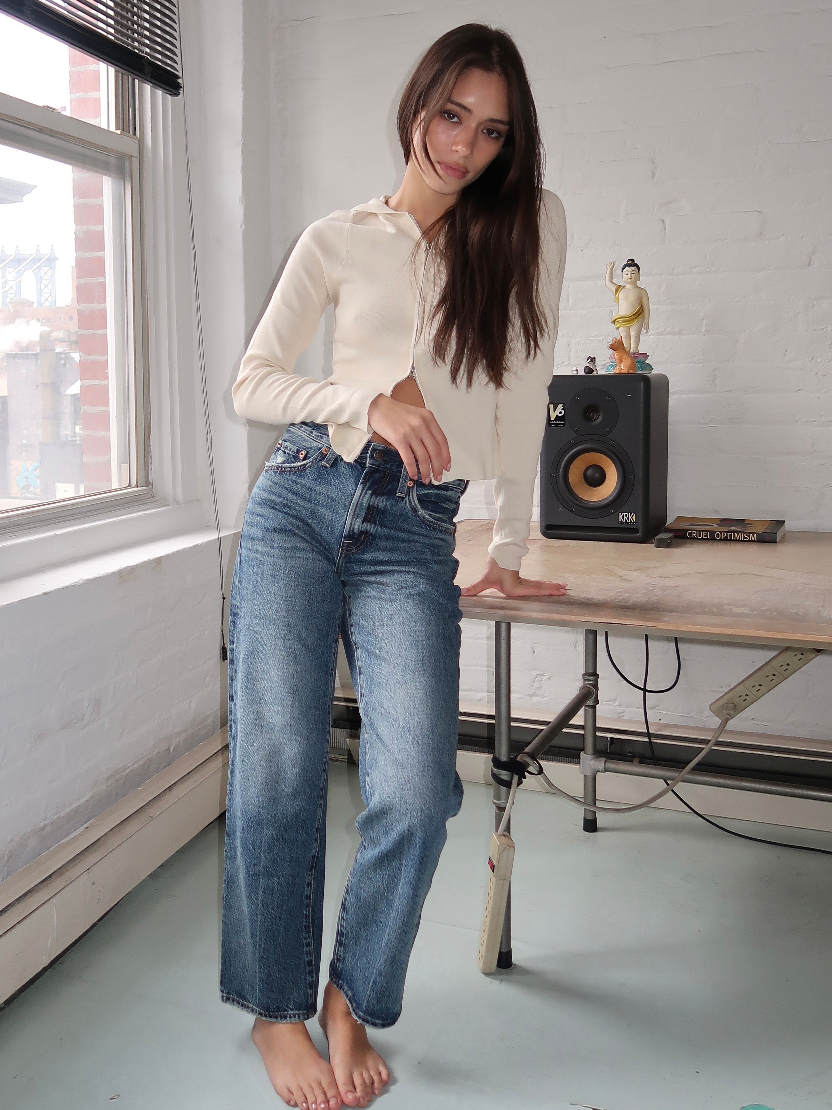 Lexi Mid Rise Bowed Straight in Artisan