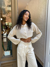Load image into Gallery viewer, Hana Cropped Crochet Cardi in Oat
