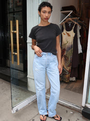 Relaxed Split Jean in Light/Medium