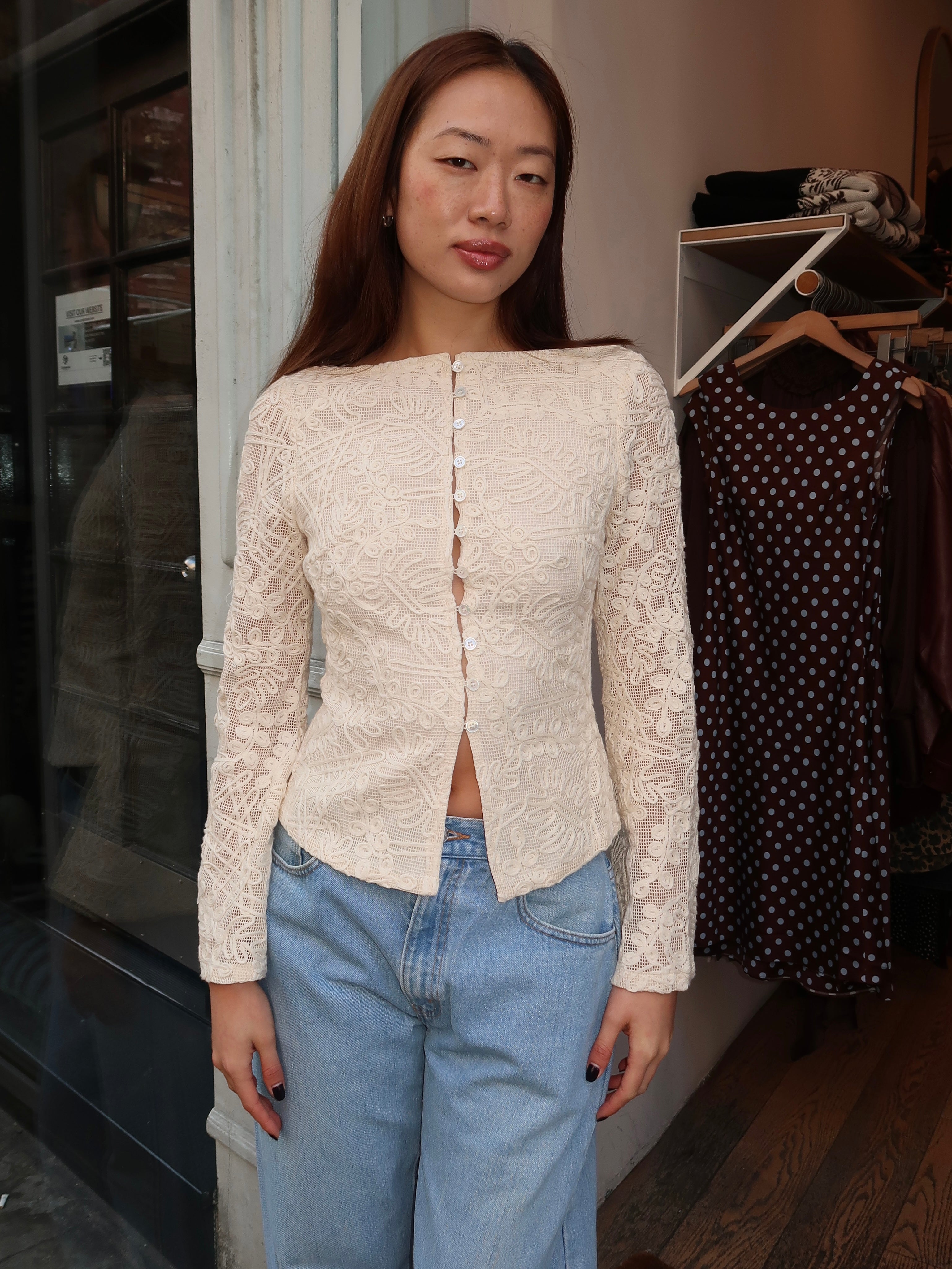 Evora Button Up in Crochet Beige – Isalis