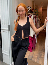 Load image into Gallery viewer, Knit Crop Vest in Black
