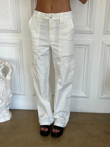 Robin Cargo Jean in White