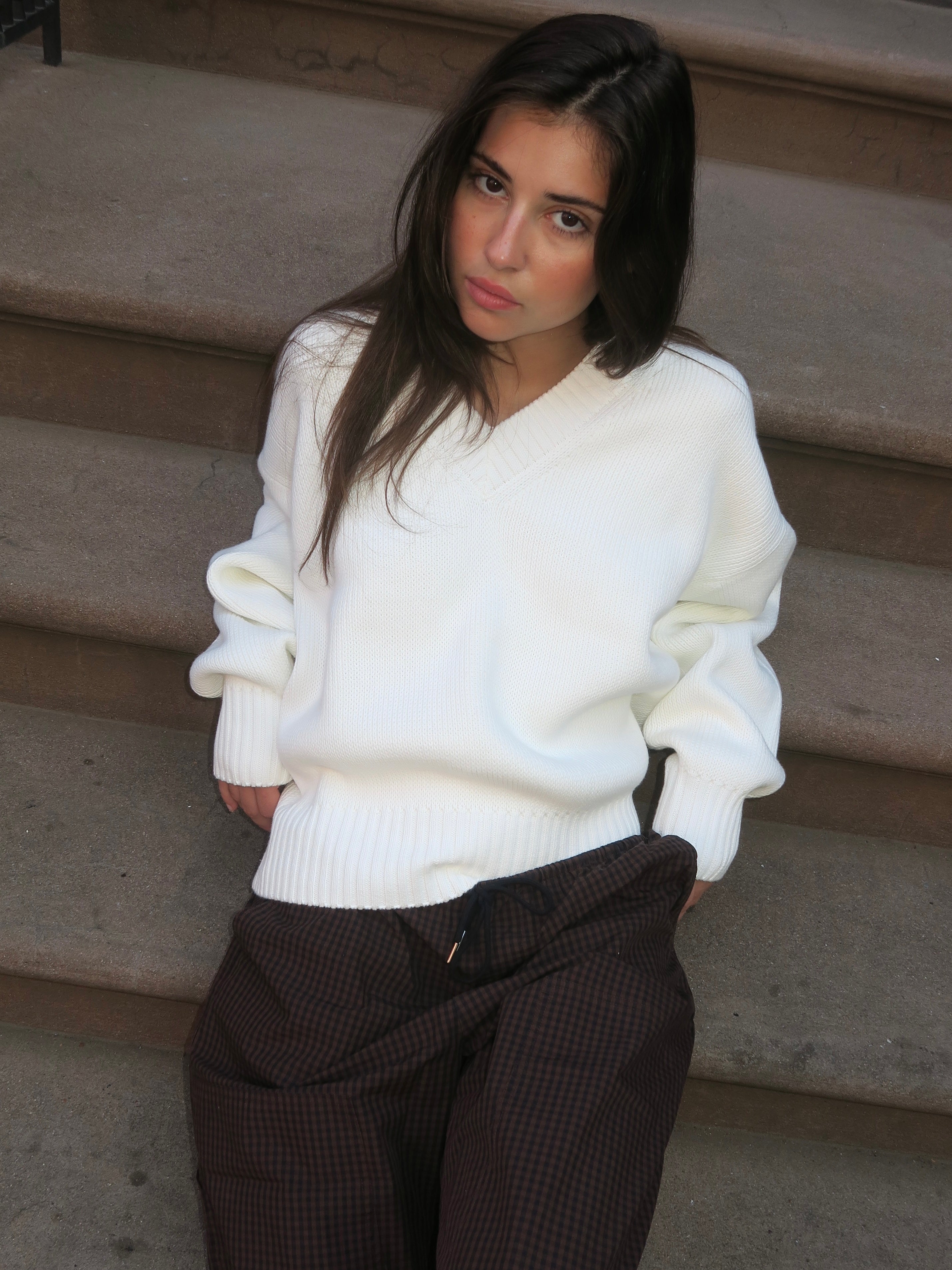 Nika Heavyweight V Neck Sweater in White