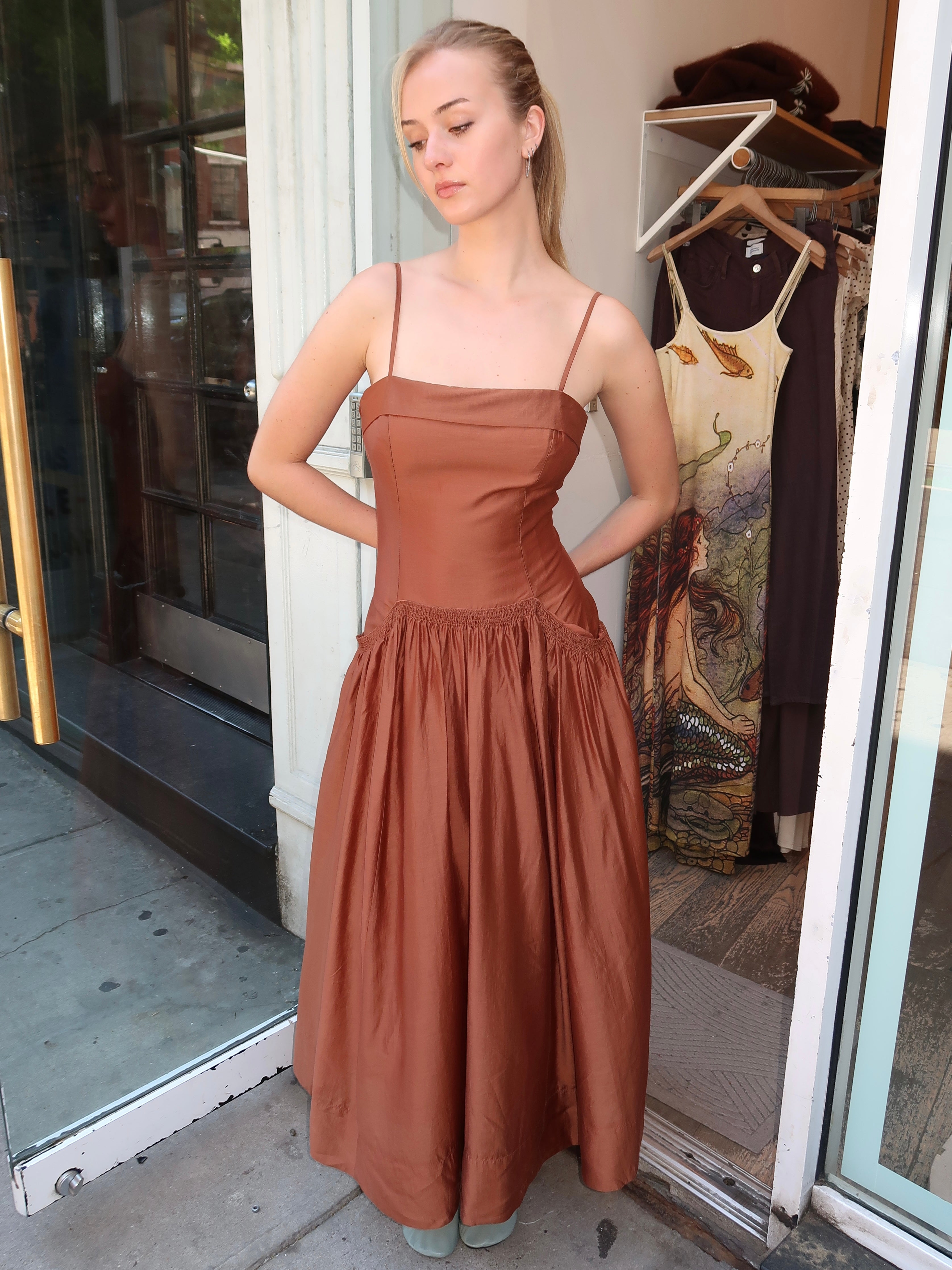 Ovina Dress in Spice Brown